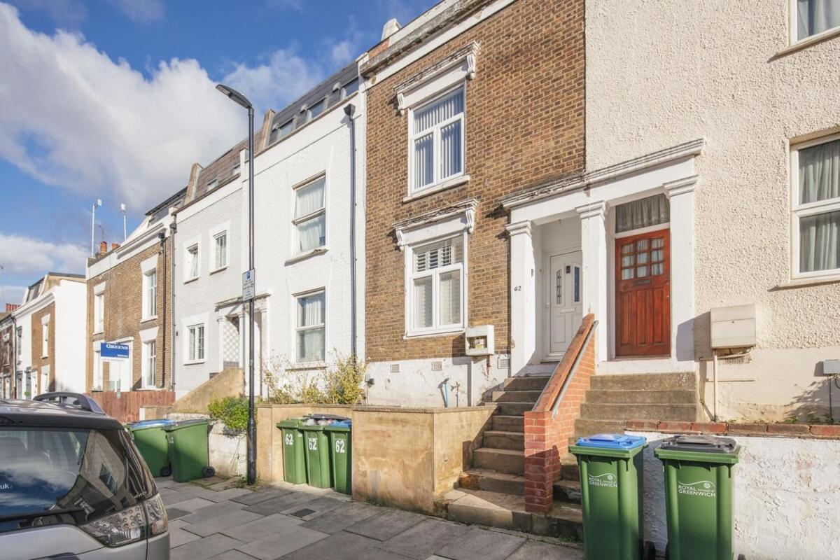 Spacious 3 Bedroom Home With Ps5 And Pool Table Near O2 Arena Canary Wharf And Elizabeth Line To Central Λονδίνο Εξωτερικό φωτογραφία